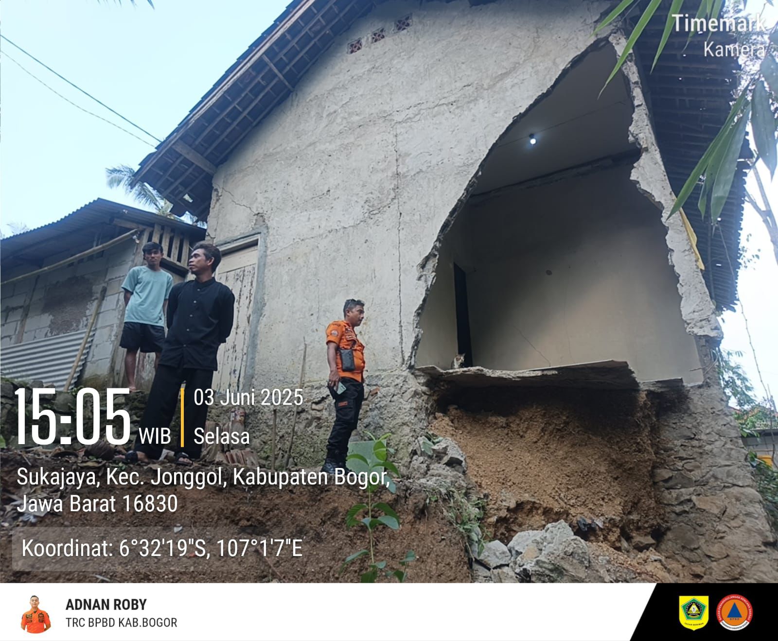 Tanah Longsor Ancam Rumah Warga di Desa Sukajaya Kecamatan Jonggol