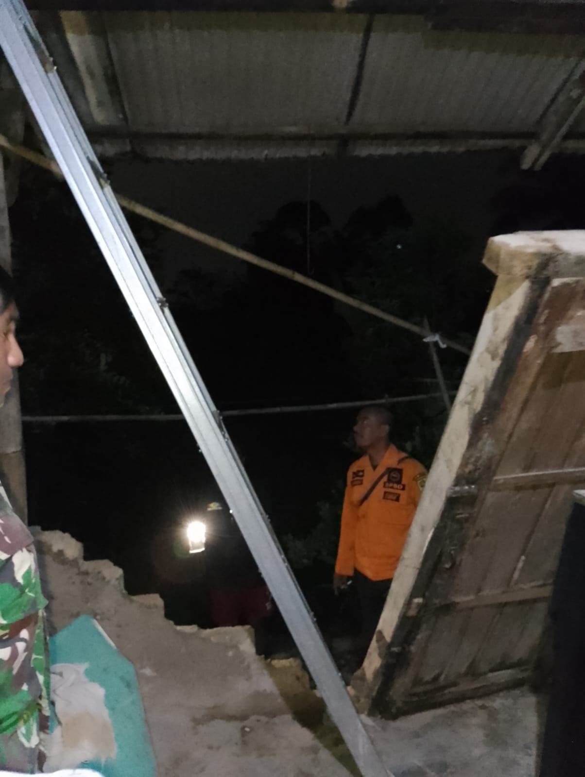 Angin Kencang Terjang Desa Pamijahan Kecamatan Pamijahan