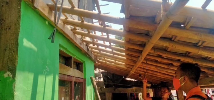 Angin Kencang di Kecamatan Leuwisadeng Angin Kencang di Kecamatan Leuwisadeng