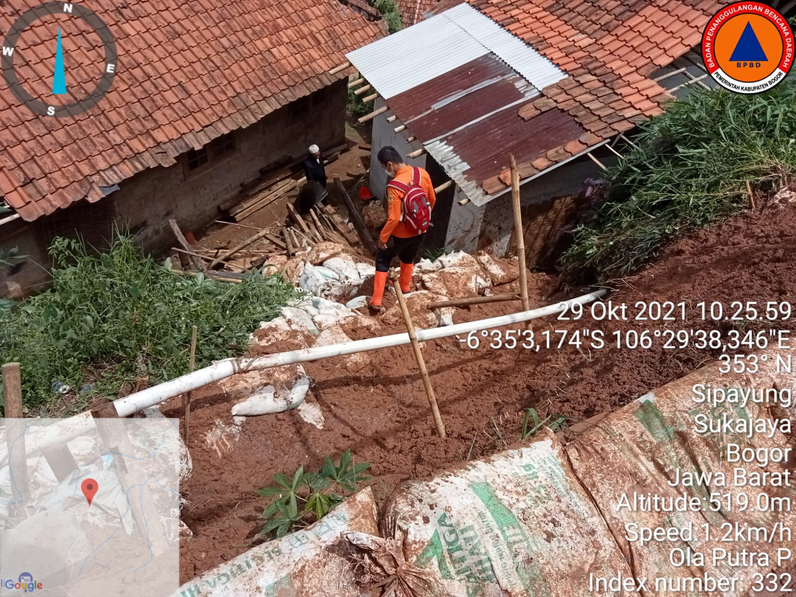 Sepuluh Rumah Terancam Akibat Tanah Longsor Di Kecamatan Sukajaya