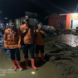 Banjir Bandang di Kecamatan Lewiliang