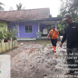 Luapan Air Sungai Menyebabkan 15 Unit rumah Terdampak Banjir di Kecamatan Sukaraja