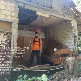 BANSOR di Kecamatan Sukaraja Mengakibat kan Beberapa Rumah Warga Rusak Berat