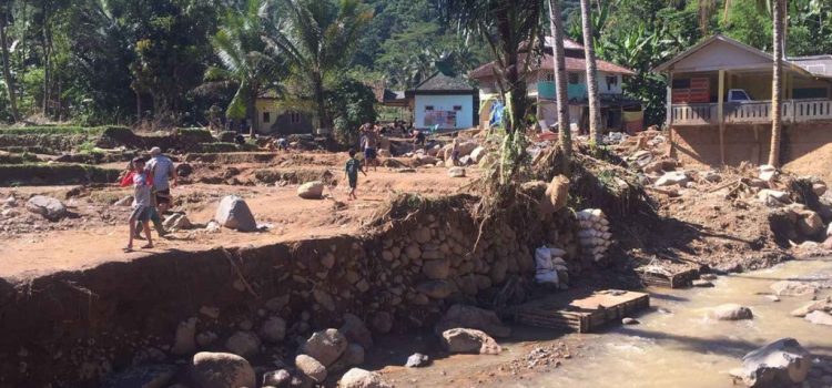 Pasca Banjir Bandang, Ratusan Warga Purasari Lewiliang Kesulitan MCK