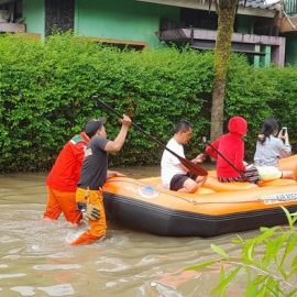 Potret Puluhan Rumah Terendam Banjir di Cibinong