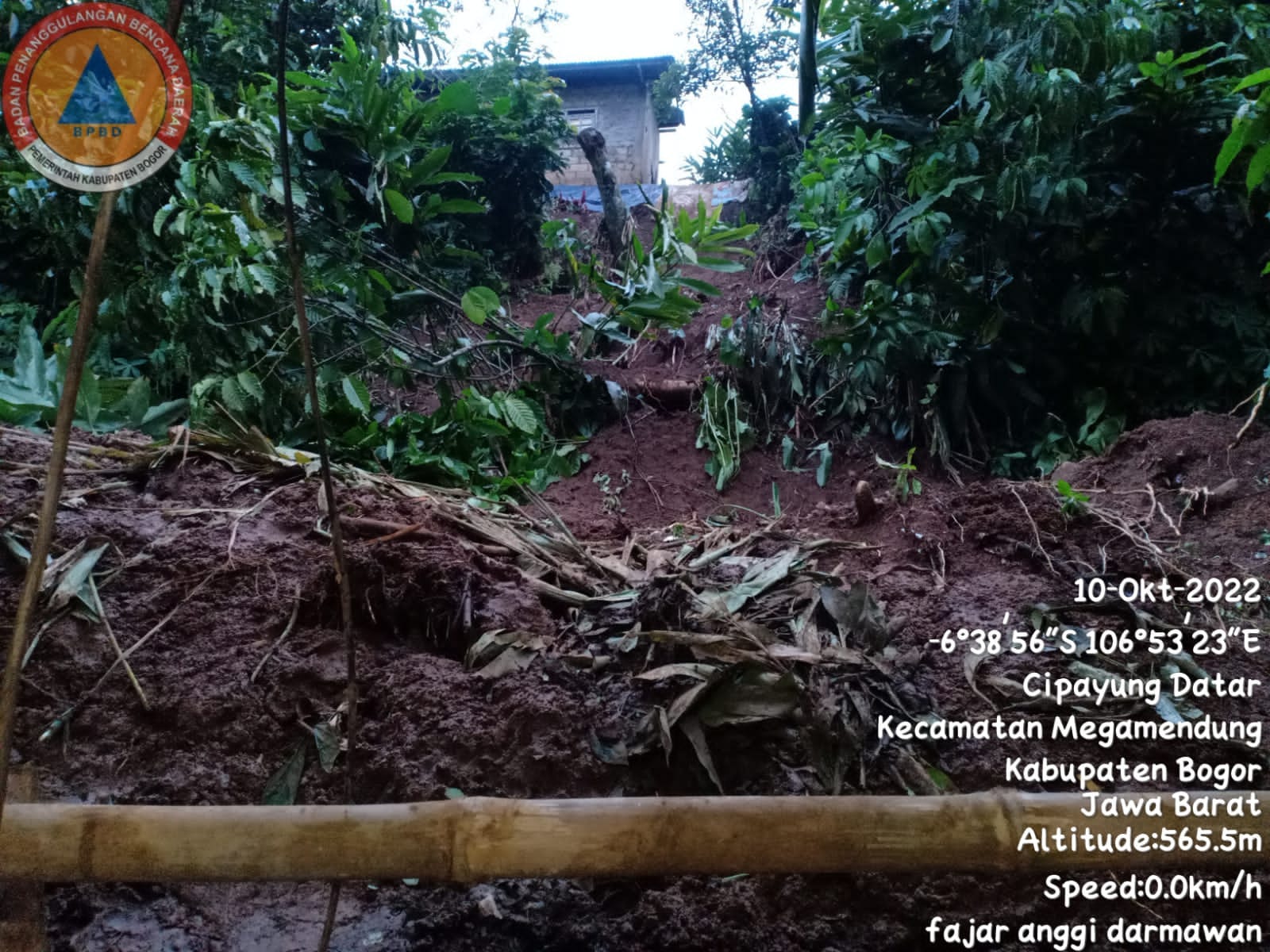 Tanah Longsor Menjebol Tembok Rumah Warga Bpbd Kabupaten Bogor